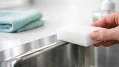 3 some-siivoinkikkaa, jotka voivat pilata pinnat: vältä nämä virheet keittiössä ja WC:ssä