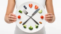 Mitä syödä ennen nukkumaanmenoa: ruoat, jotka auttavat nukahtamaan – ja ne, jotka voivat pitää hereillä